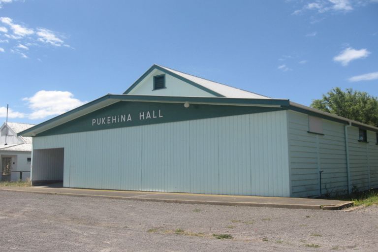 Photo of property in 79 Pukehina Station Road, Pukehina, Te Puke, 3186