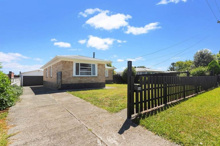 Photo of property in 14 Boon Street, Manurewa, Auckland, 2102