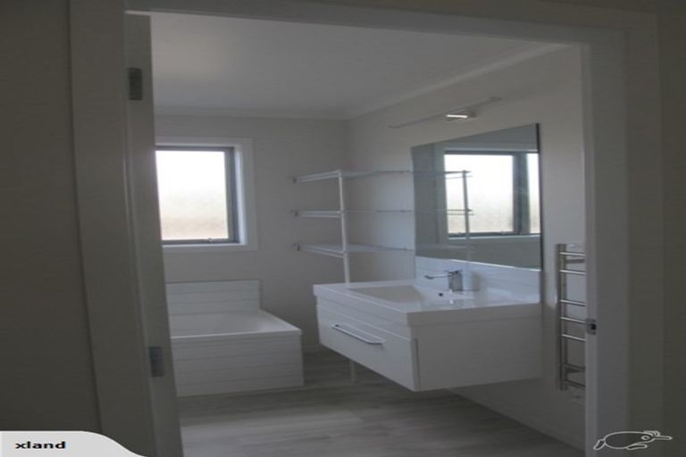 Photo of property in 25 Mascot Street, Tawa, Wellington, 5028