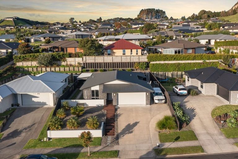 Photo of property in 103 Ballintoy Park Drive, Welcome Bay, Tauranga, 3175