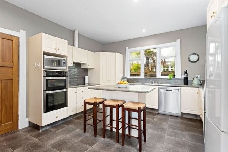 Photo of property in 177 Wilsons Road, Saint Martins, Christchurch, 8022