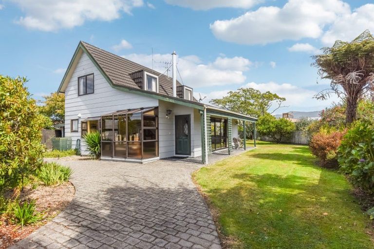 Photo of property in 2 Marion Place, Motueka, 7120