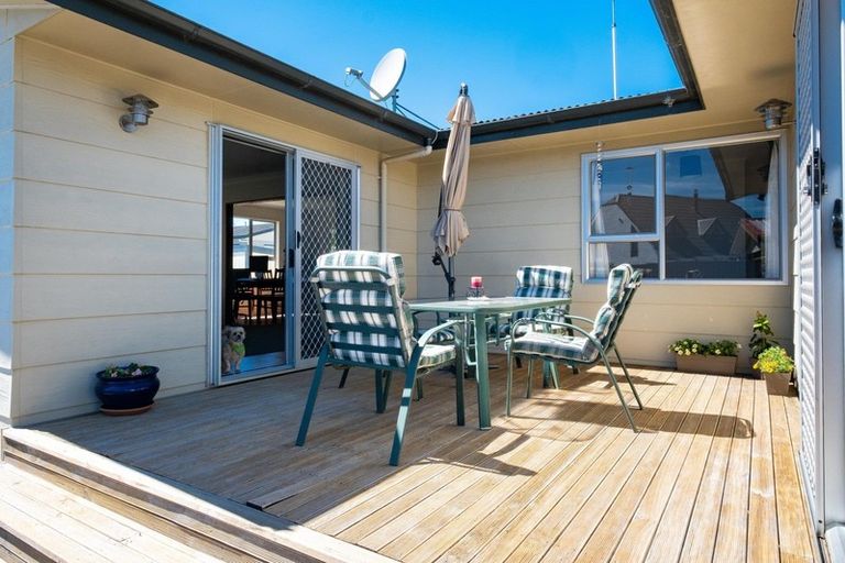 Photo of property in 29 Ryan Crescent, Greenmeadows, Napier, 4112
