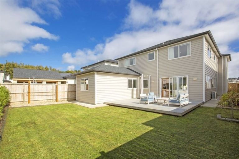 Photo of property in 3 Ballykerrigan Road, Flat Bush, Auckland, 2019