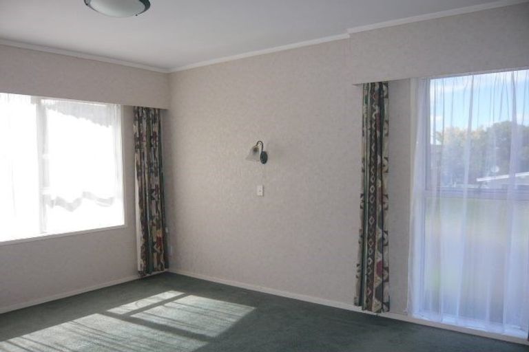 Photo of property in 1 Kenilworth Place, Dinsdale, Hamilton, 3204