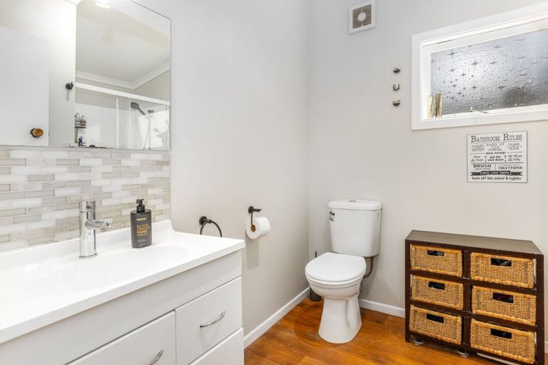 Photo of property in 30 Hinemoa Street, Paraparaumu, 5032