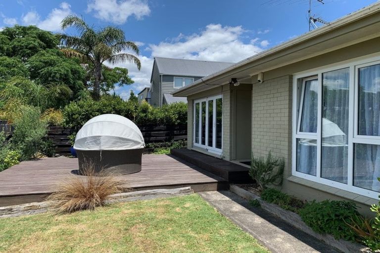 Photo of property in 7 Imogene Way, Half Moon Bay, Auckland, 2012