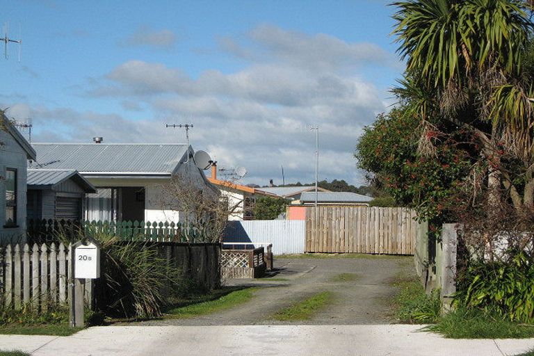 Photo of property in 20b Svenson Road, Waipukurau, 4200