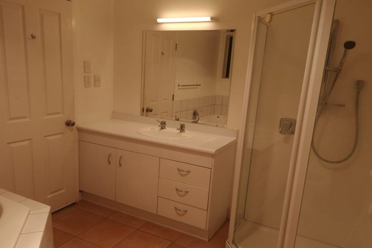 Photo of property in 9 Burnside Court, Rosedale, Auckland, 0632