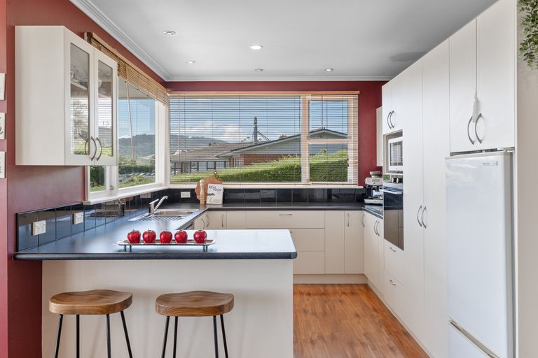 Photo of property in 103 Larnach Road, Vauxhall, Dunedin, 9013