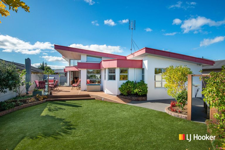 Photo of property in 22 Kura Place, Mosgiel, 9024