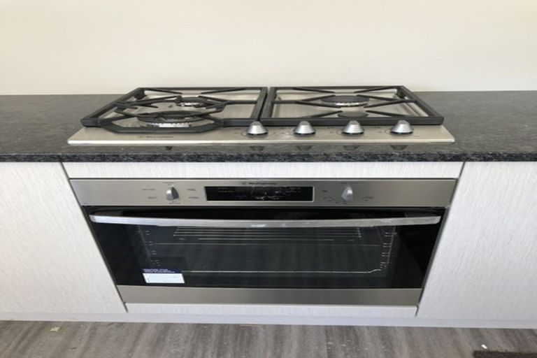 Photo of property in 42 Karearea Avenue, Kenepuru, Porirua, 5022