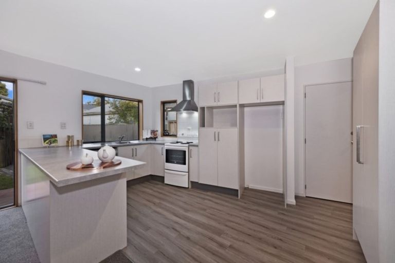 Photo of property in 14a Deyell Crescent, Sydenham, Christchurch, 8023