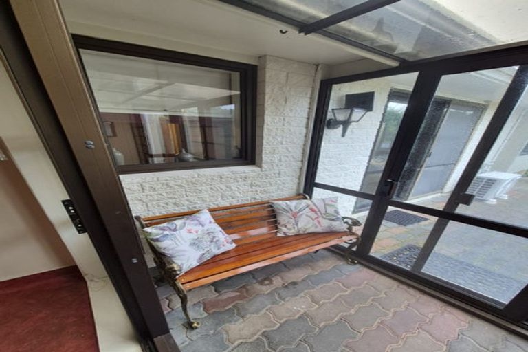 Photo of property in 66 Ocean Road, Paraparaumu Beach, Paraparaumu, 5032