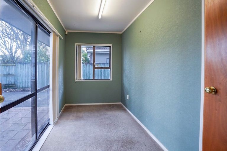 Photo of property in 207 Park Road, Hokowhitu, Palmerston North, 4410
