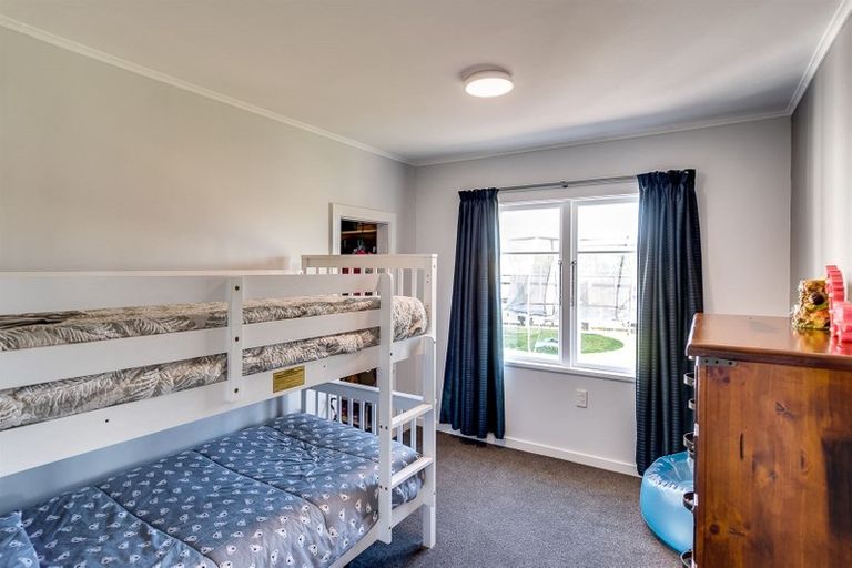 Photo of property in 47 Clarence Cox Crescent, Pirimai, Napier, 4112