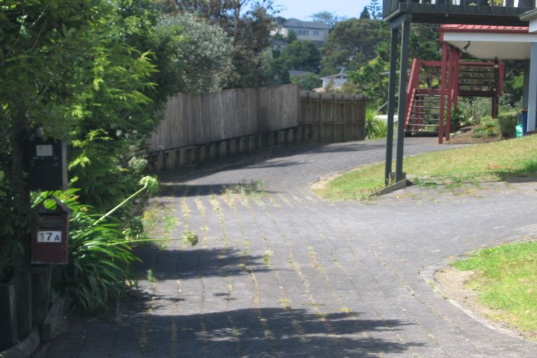 Photo of property in 2/17 Anne Mclean Drive, Bayview, Auckland, 0629