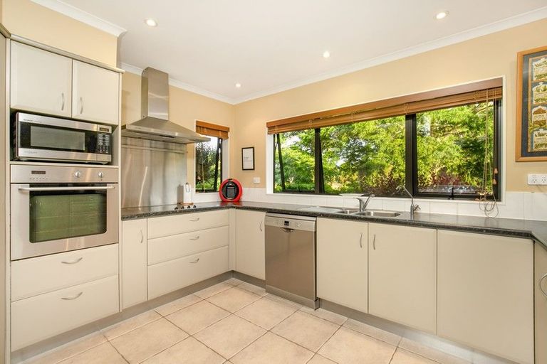 Photo of property in 604 Ponga Road, Opaheke, Papakura, 2584