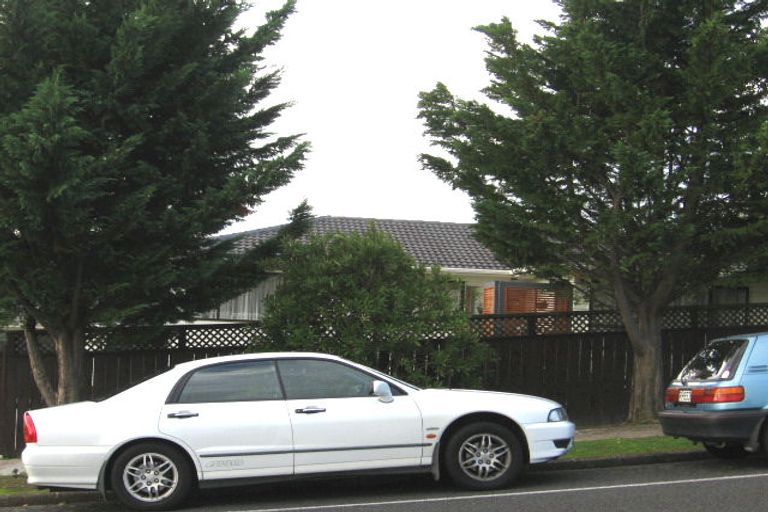 Photo of property in 35 Cherry Road, Bucklands Beach, Auckland, 2014