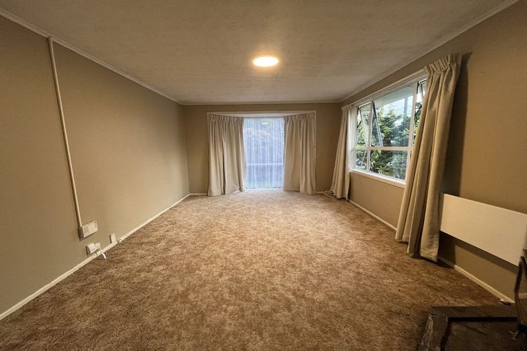 Photo of property in 4 Busing Avenue, Papakura, 2110