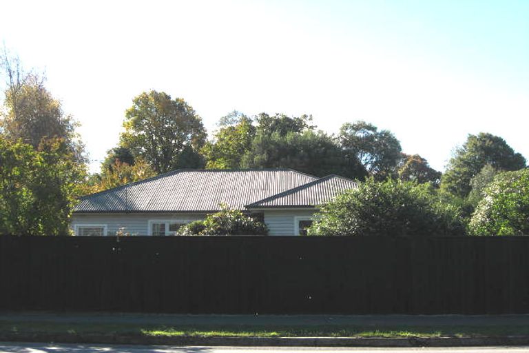 Photo of property in 80 Wairakei Road, Bryndwr, Christchurch, 8052