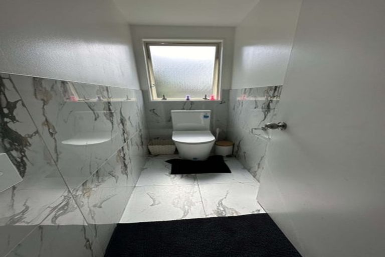 Photo of property in 3 Montilla Place, Manurewa, Auckland, 2102