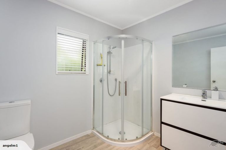 Photo of property in 15b Doncaster Drive, Papamoa Beach, Papamoa, 3118