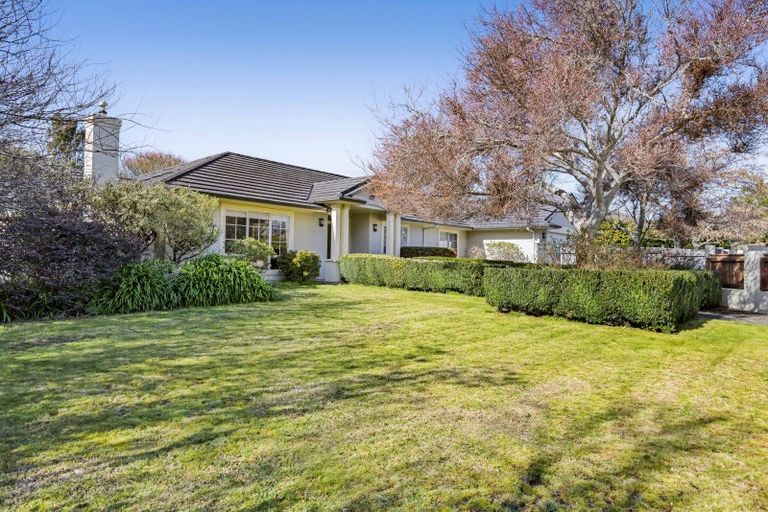 Photo of property in 51 Shelter Grove, Frankleigh Park, New Plymouth, 4310
