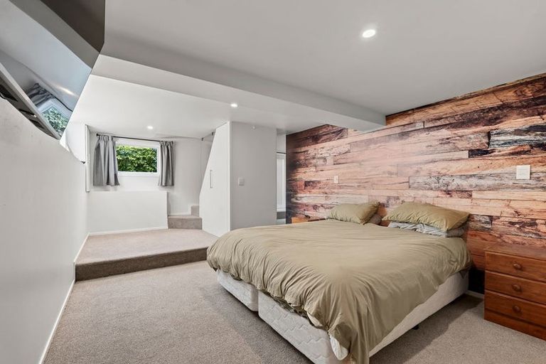 Photo of property in 15 Junction Street, Welbourn, New Plymouth, 4310