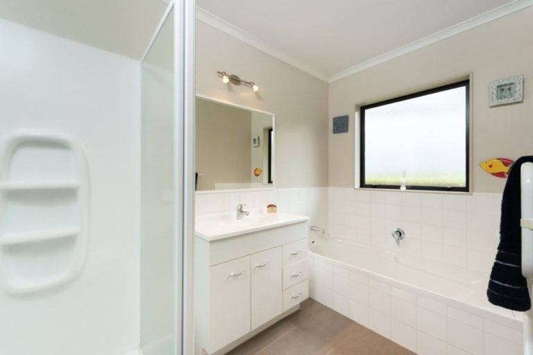 Photo of property in 30 Amy Place, Pyes Pa, Tauranga, 3112