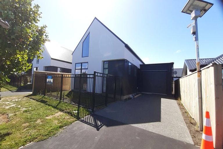 Photo of property in 1b Maelor Place, Bryndwr, Christchurch, 8053