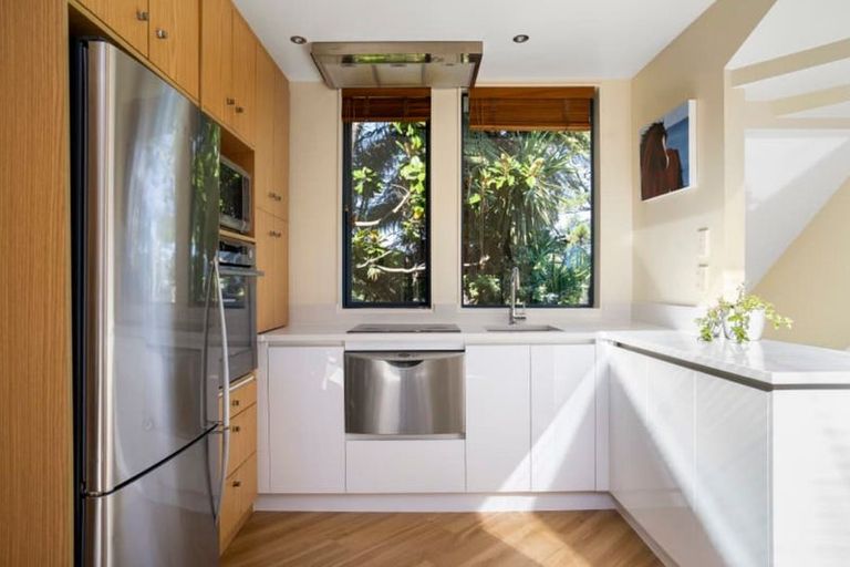 Photo of property in 38 Gilletta Road, Mount Roskill, Auckland, 1041