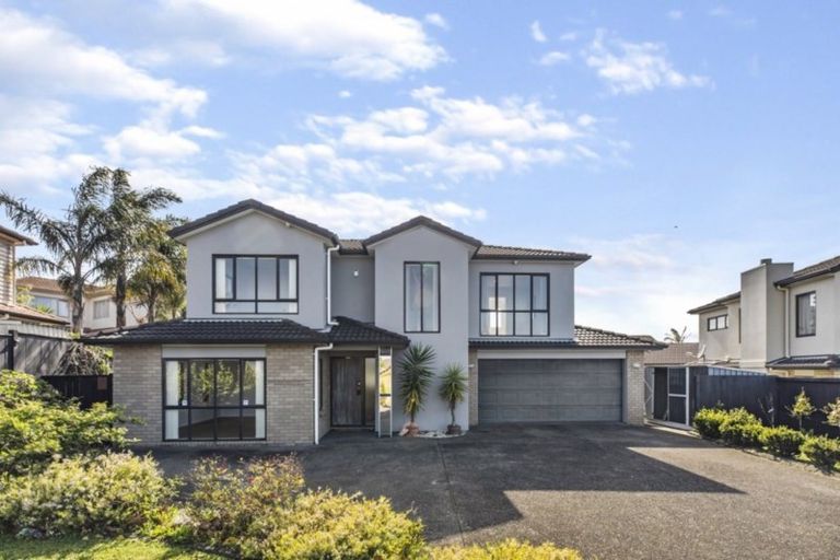 Photo of property in 38 Accent Drive, Flat Bush, Auckland, 2016
