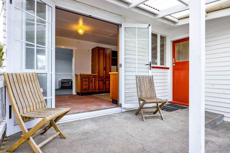 Photo of property in 42 Puriri Street, Hawera, 4610