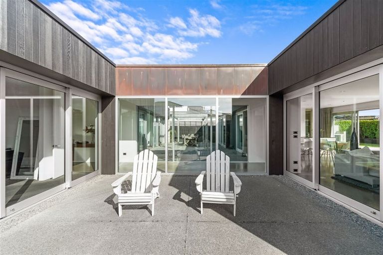 Photo of property in 41 Westpark Drive, Burnside, Christchurch, 8053