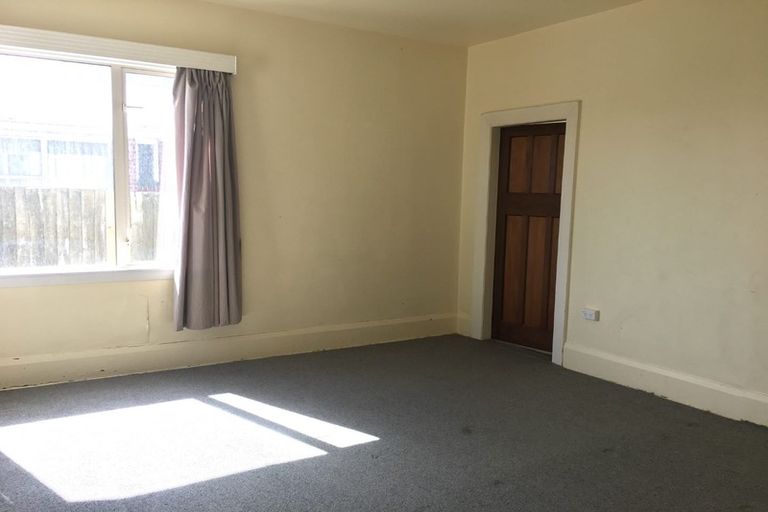 Photo of property in 2/64 Division Street, Riccarton, Christchurch, 8041