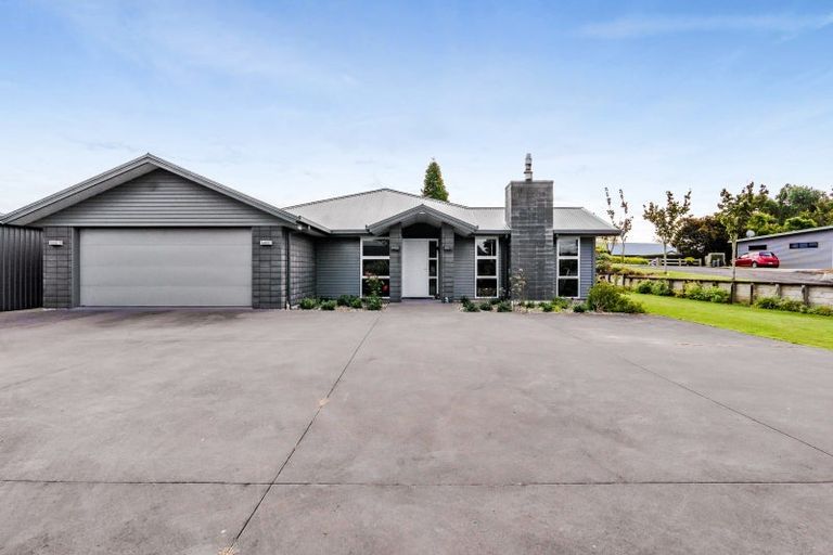 Photo of property in 12e Takiroa Street, Urenui, 4375