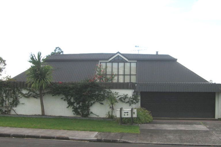 Photo of property in 64 Mcbreen Avenue, Northcote, Auckland, 0627