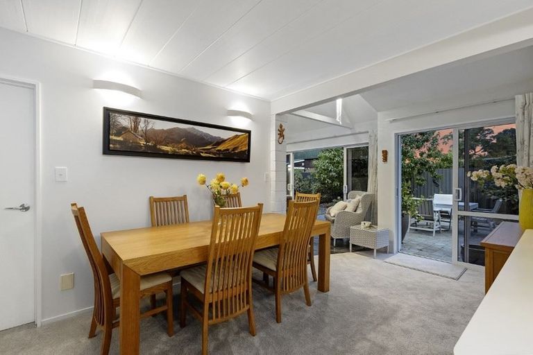 Photo of property in 2a Cephas Close, Sockburn, Christchurch, 8042