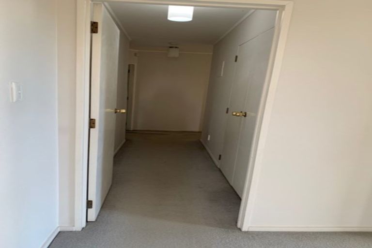Photo of property in 2/15 Sligo Place, Somerville, Auckland, 2014