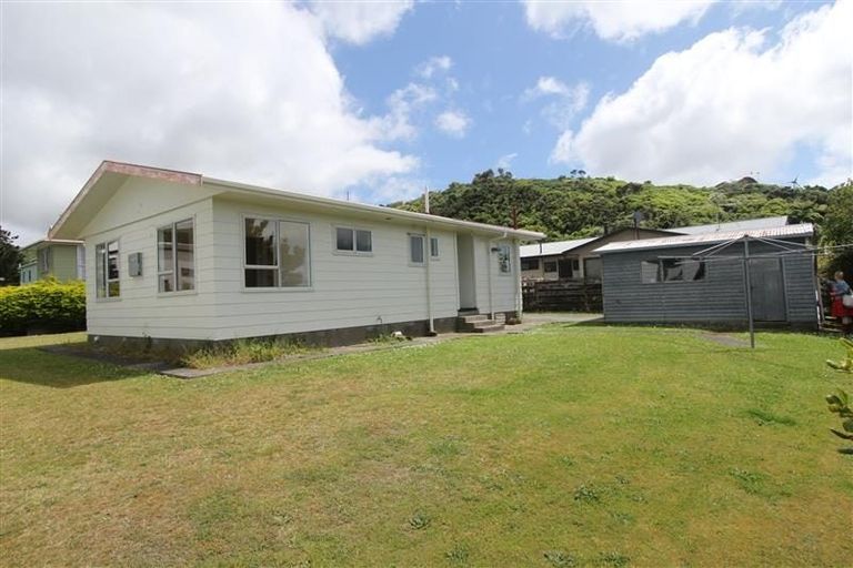 Photo of property in 240 Mitchell Street, Brooklyn, Wellington, 6021