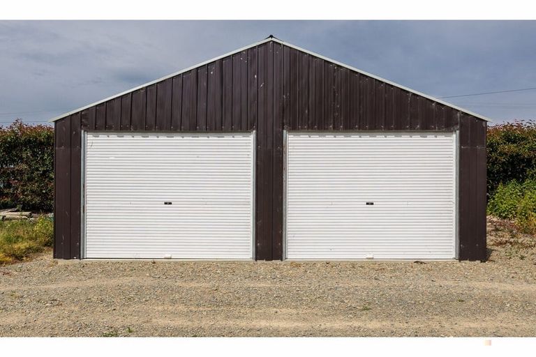 Photo of property in 124 Maytown Road, Waimate, 7978