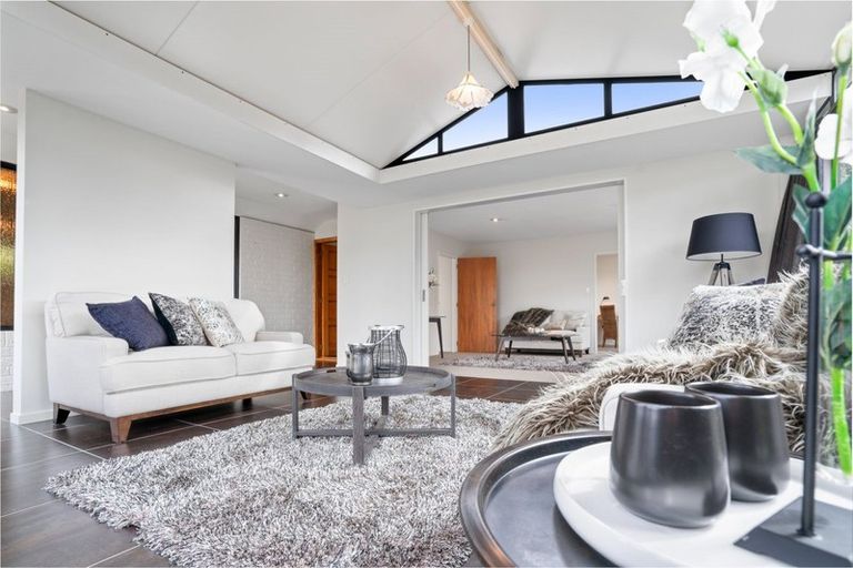 Photo of property in 4 Addison Place, Halswell, Christchurch, 8025