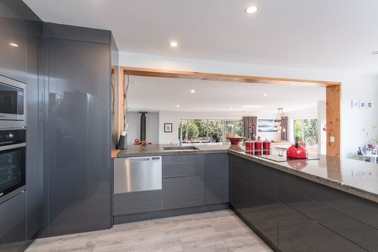 Photo of property in 1 Bird Lane, Wakefield, 7025