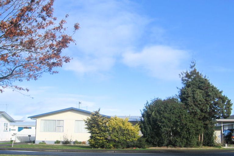 Photo of property in 139 Flaxmere Avenue, Flaxmere, Hastings, 4120