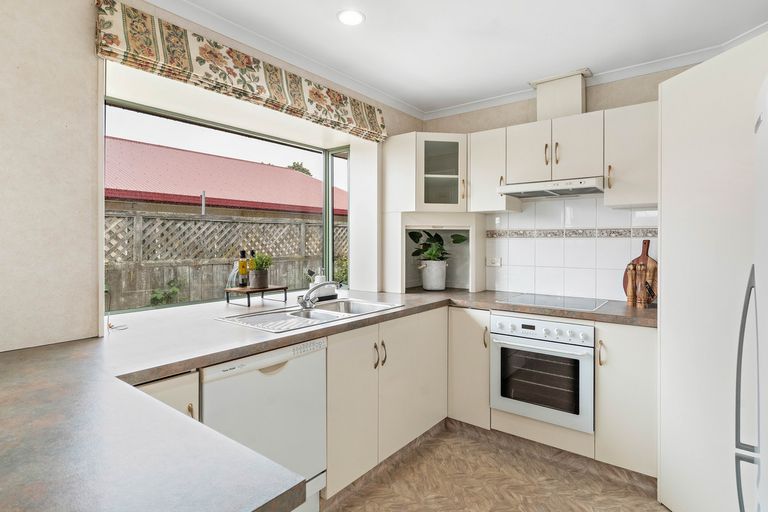 Photo of property in 143 Dixon Street, Masterton, 5810