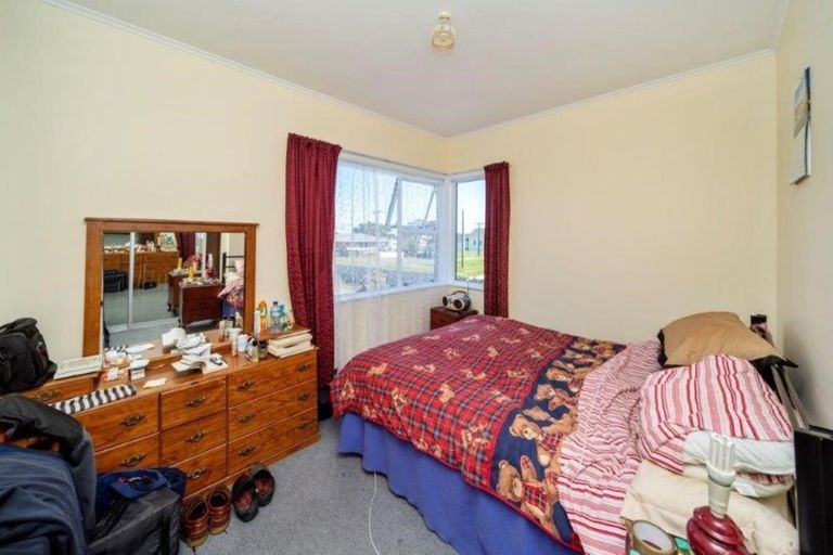 Photo of property in 55 Domett Street, Opunake, 4616