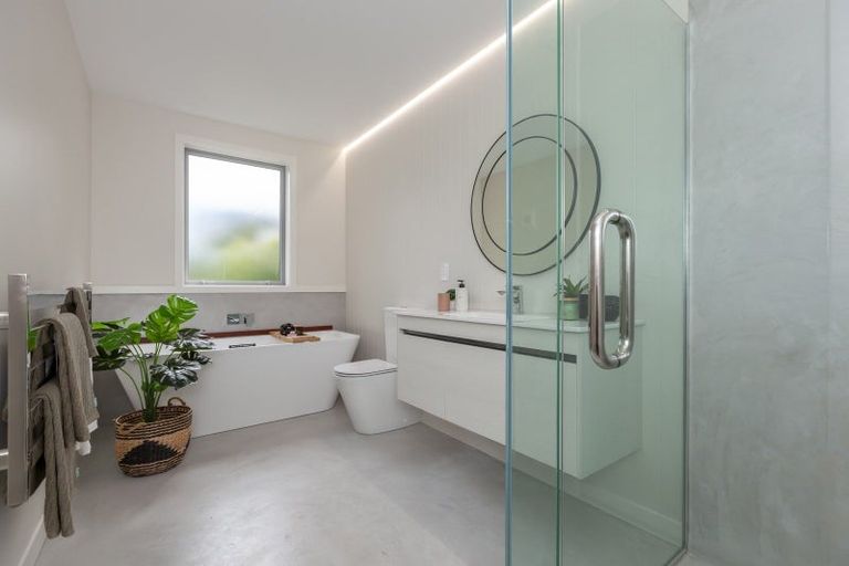 Photo of property in 1a Martin Road, Paraparaumu Beach, Paraparaumu, 5032