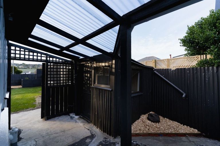 Photo of property in 6 Bathgate Street, South Dunedin, Dunedin, 9012