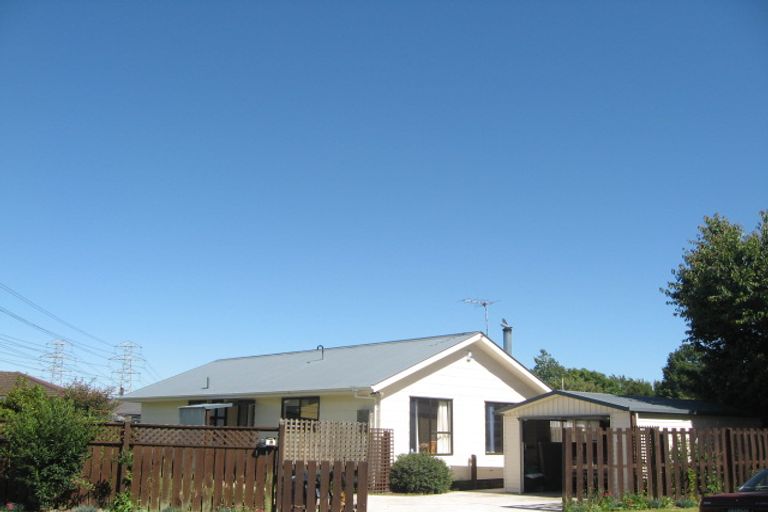 Photo of property in 1 Heidi Place, Broomfield, Christchurch, 8042